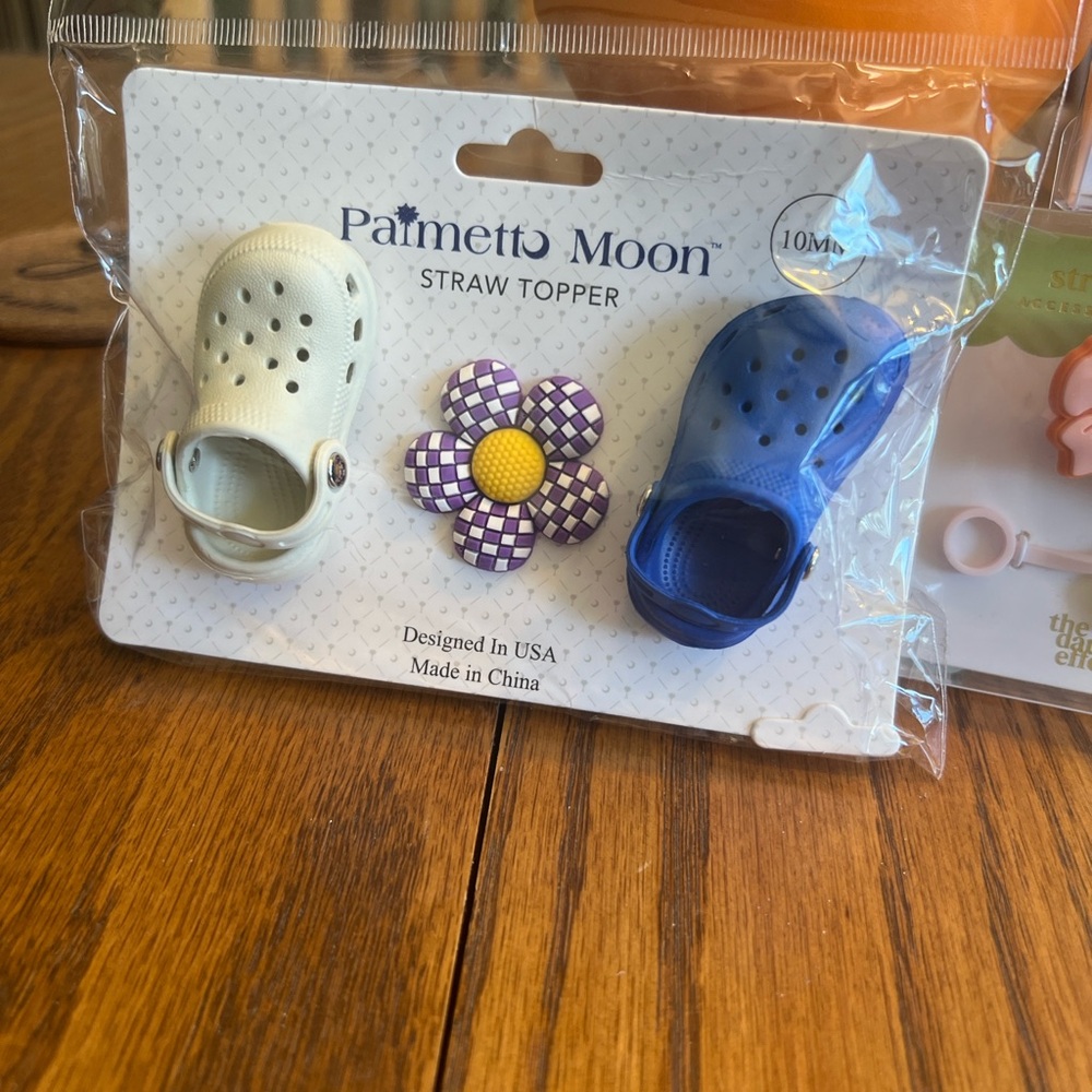Palmetto Moon & The Darling Effect Straw Toppers will fit 40oz Tumbler Straws. - Picture 3 of 7